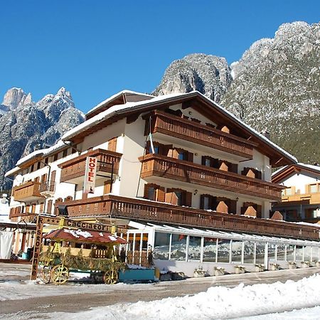 Albergo Ristorante Cacciatori เอารอนโซ ดิ คาโดเร ภายนอก รูปภาพ
