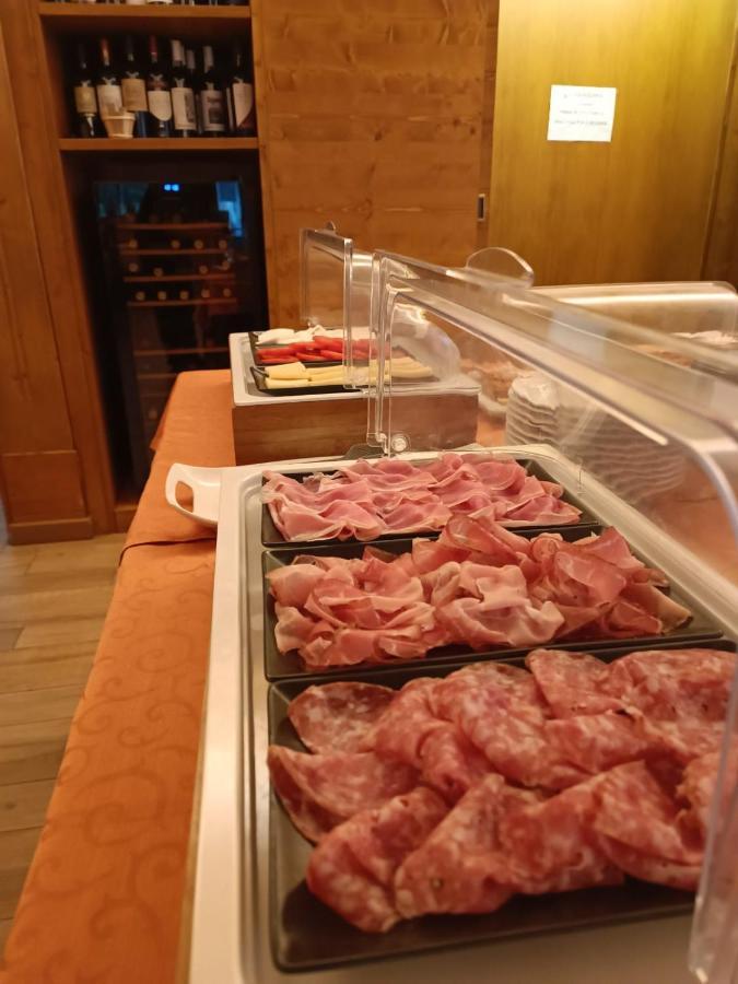 Albergo Ristorante Cacciatori เอารอนโซ ดิ คาโดเร ภายนอก รูปภาพ