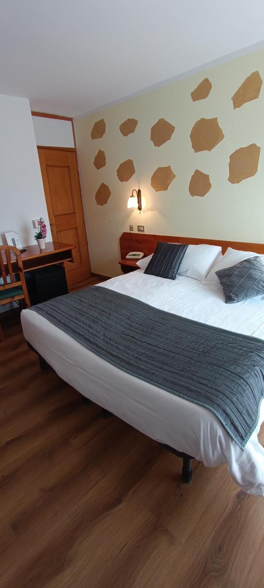 Albergo Ristorante Cacciatori เอารอนโซ ดิ คาโดเร ภายนอก รูปภาพ