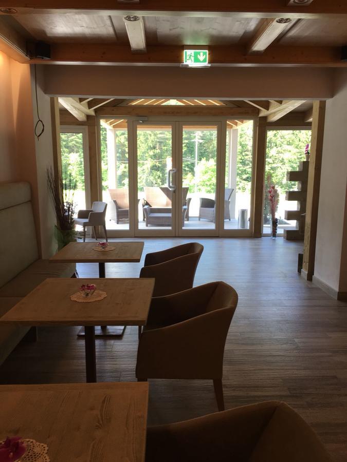 Albergo Ristorante Cacciatori เอารอนโซ ดิ คาโดเร ภายนอก รูปภาพ
