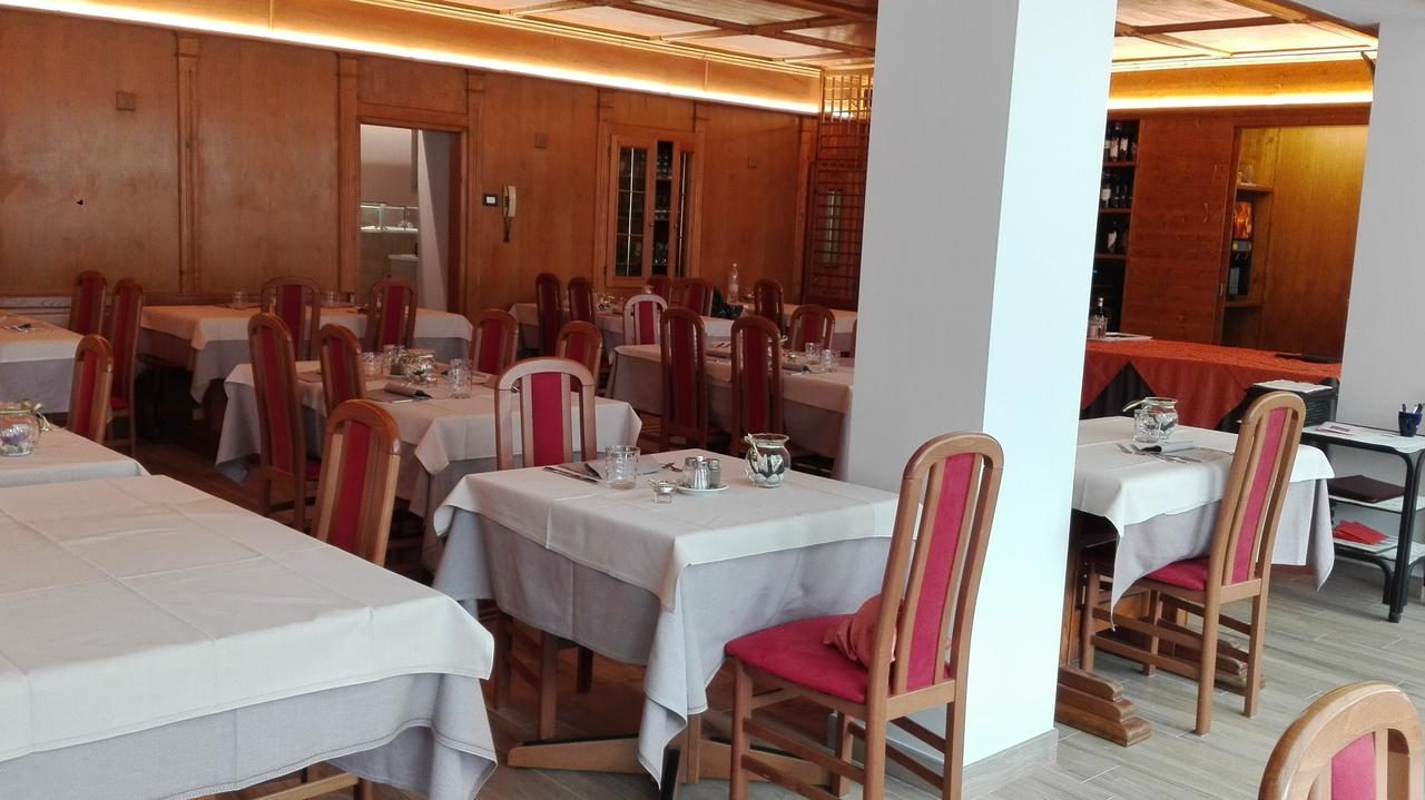 Albergo Ristorante Cacciatori เอารอนโซ ดิ คาโดเร ภายนอก รูปภาพ
